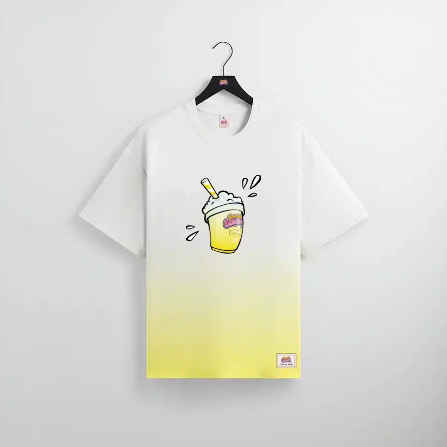 T-shirt teint à la main par Silni de la marque Sweetlaces avec le gobelet Lemon imprimé